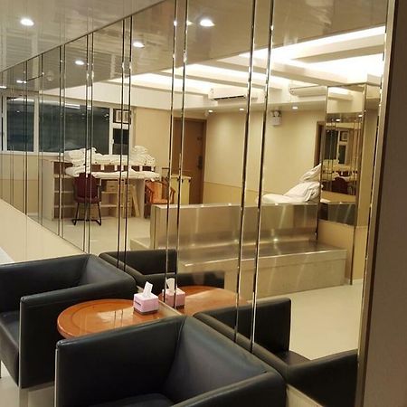 Whole Sunshine International Hotel Hong Kong Exterior photo