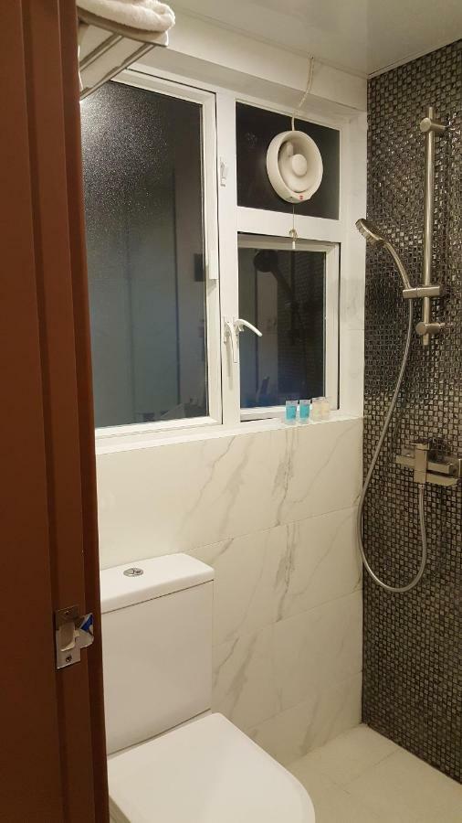 Whole Sunshine International Hotel Hong Kong Exterior photo